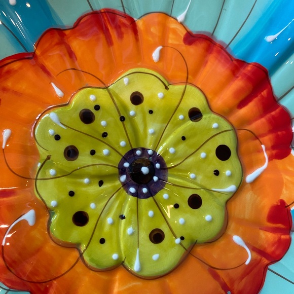 Laurie Gates Lrg Kelley Floral Figural Bowl🩵 - Picture 2 of 5